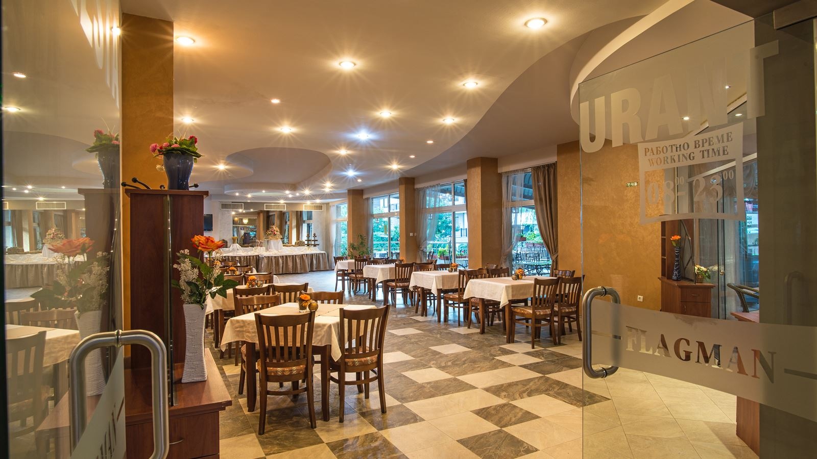 restaurants-restaurants