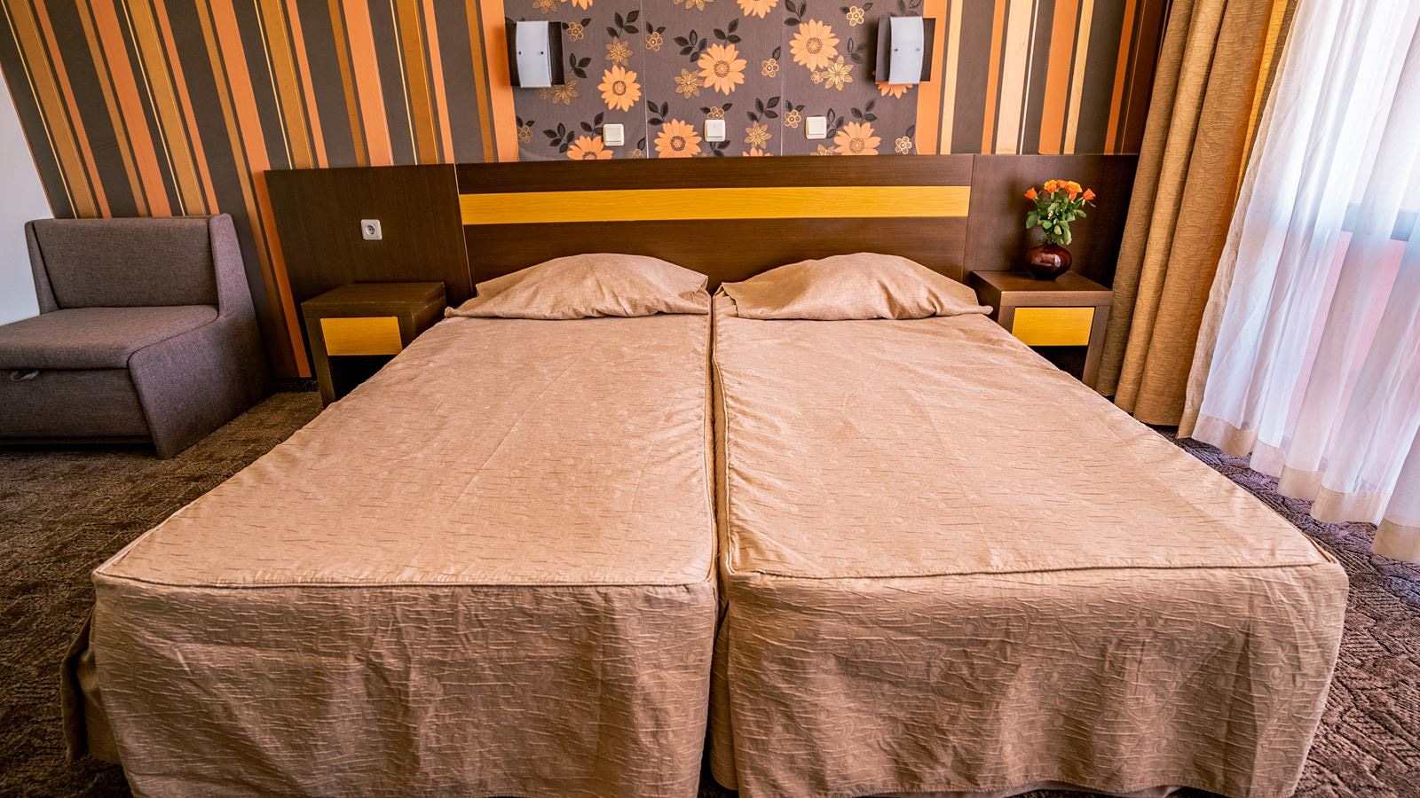 rooms-double-promo-room