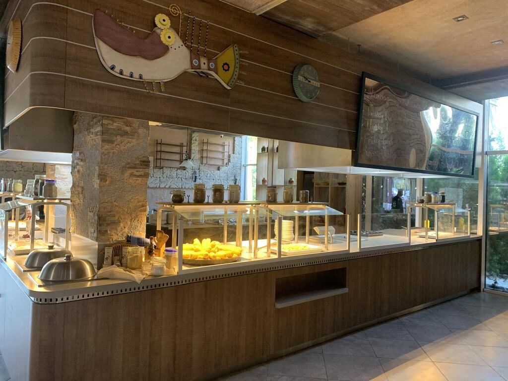 restaurants-restaurants