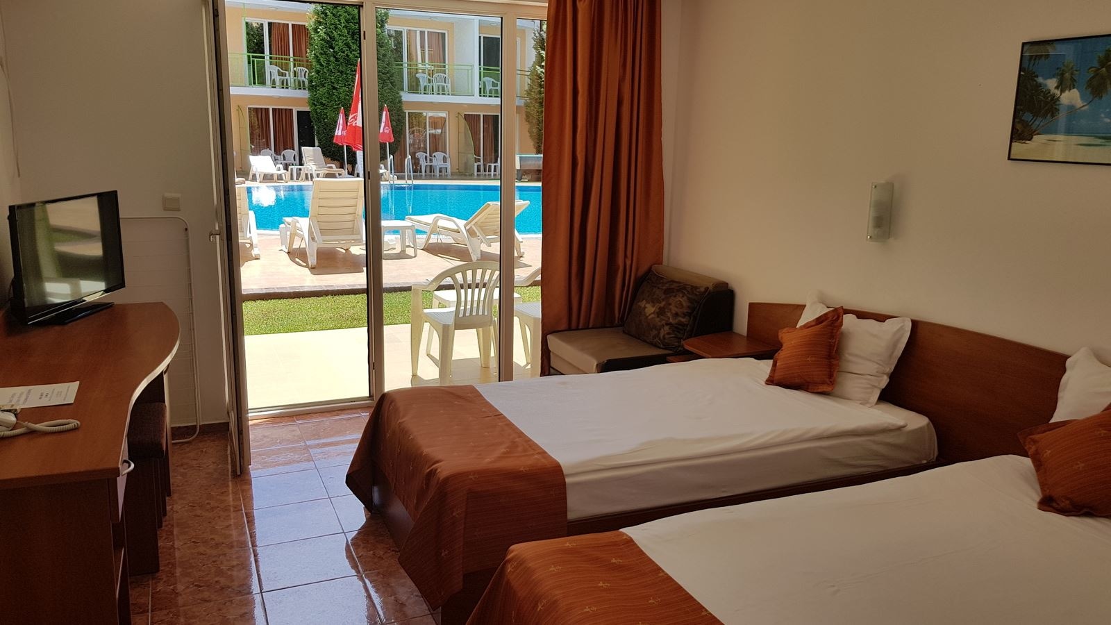 rooms-twin-standard-room-balcony-or-terrace