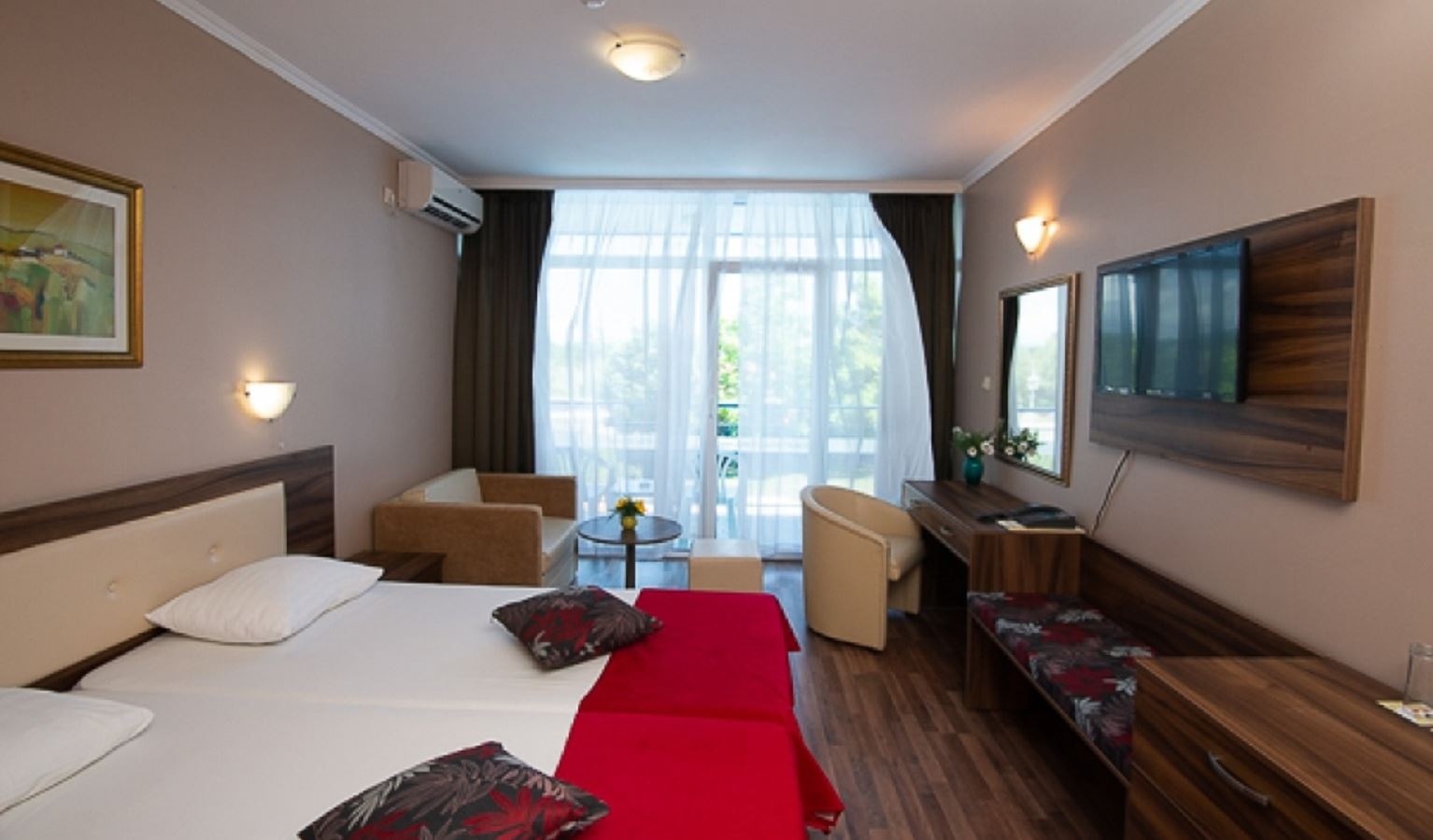 rooms-twin-standard-room-balcony