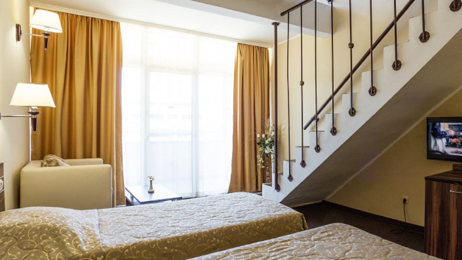 rooms-standard-penthouse-park-view