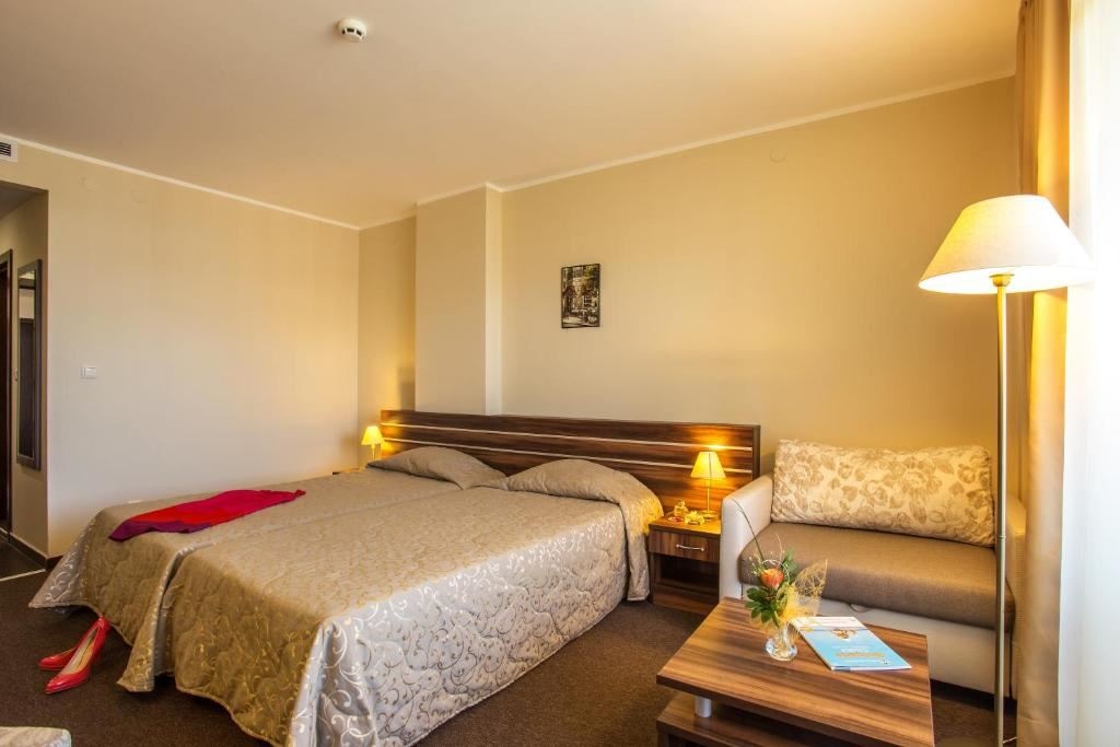 rooms-singleuse-standard-room-balcony