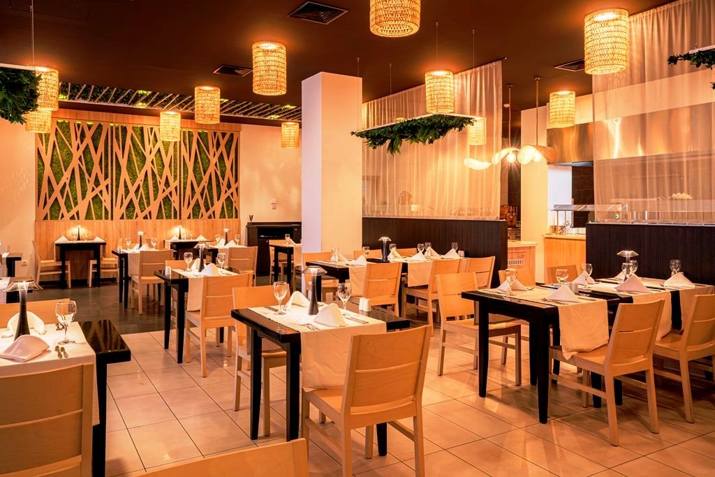 restaurants-restaurants