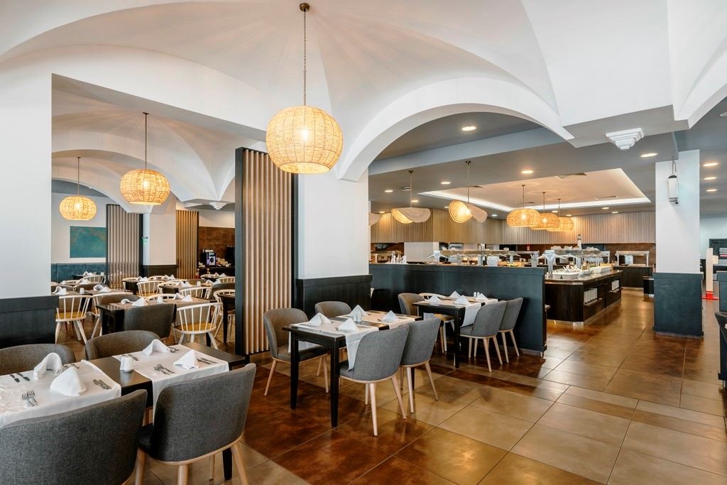 restaurants-restaurants