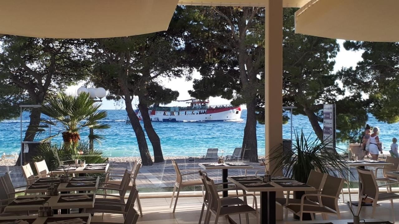restaurants-restaurants