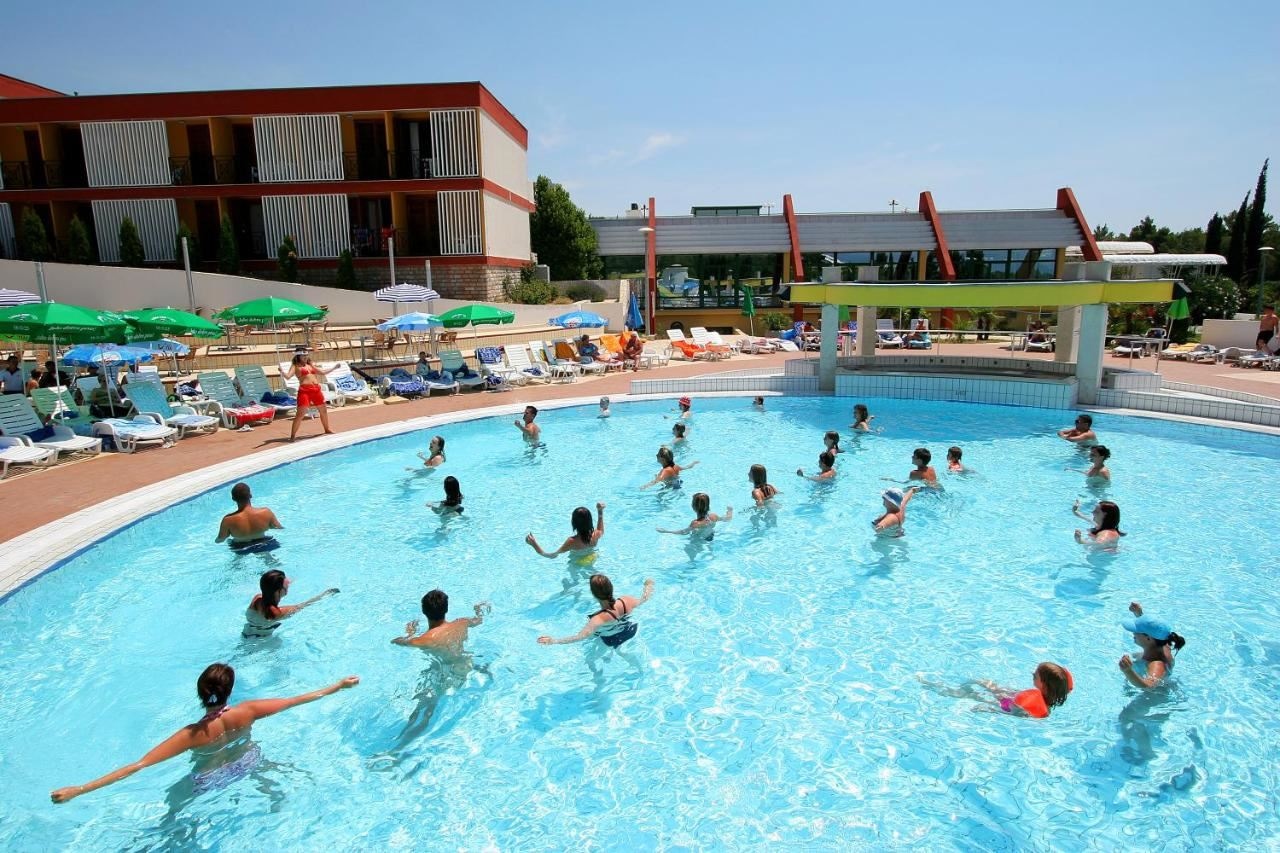 pools-pools
