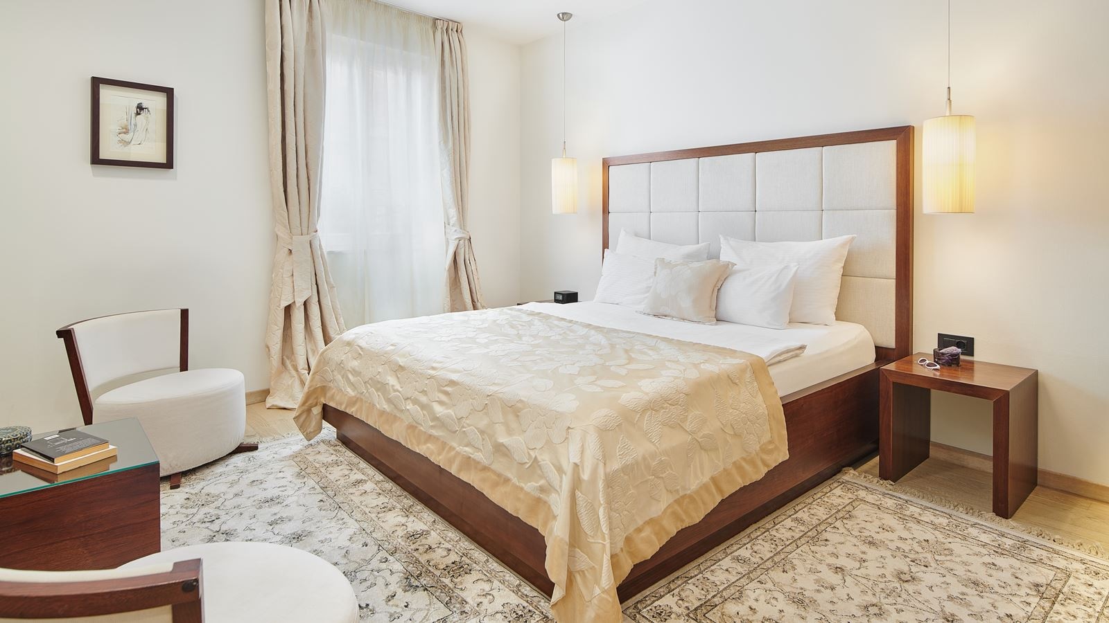 rooms-superior-room-cityview