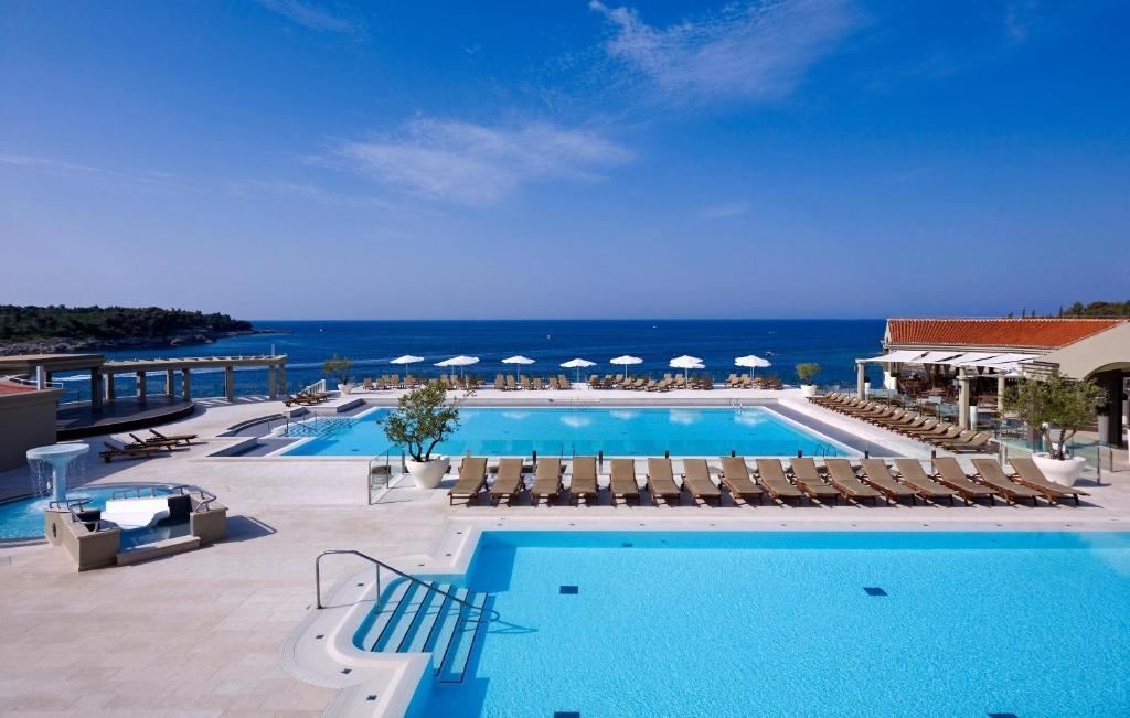 pools-pools