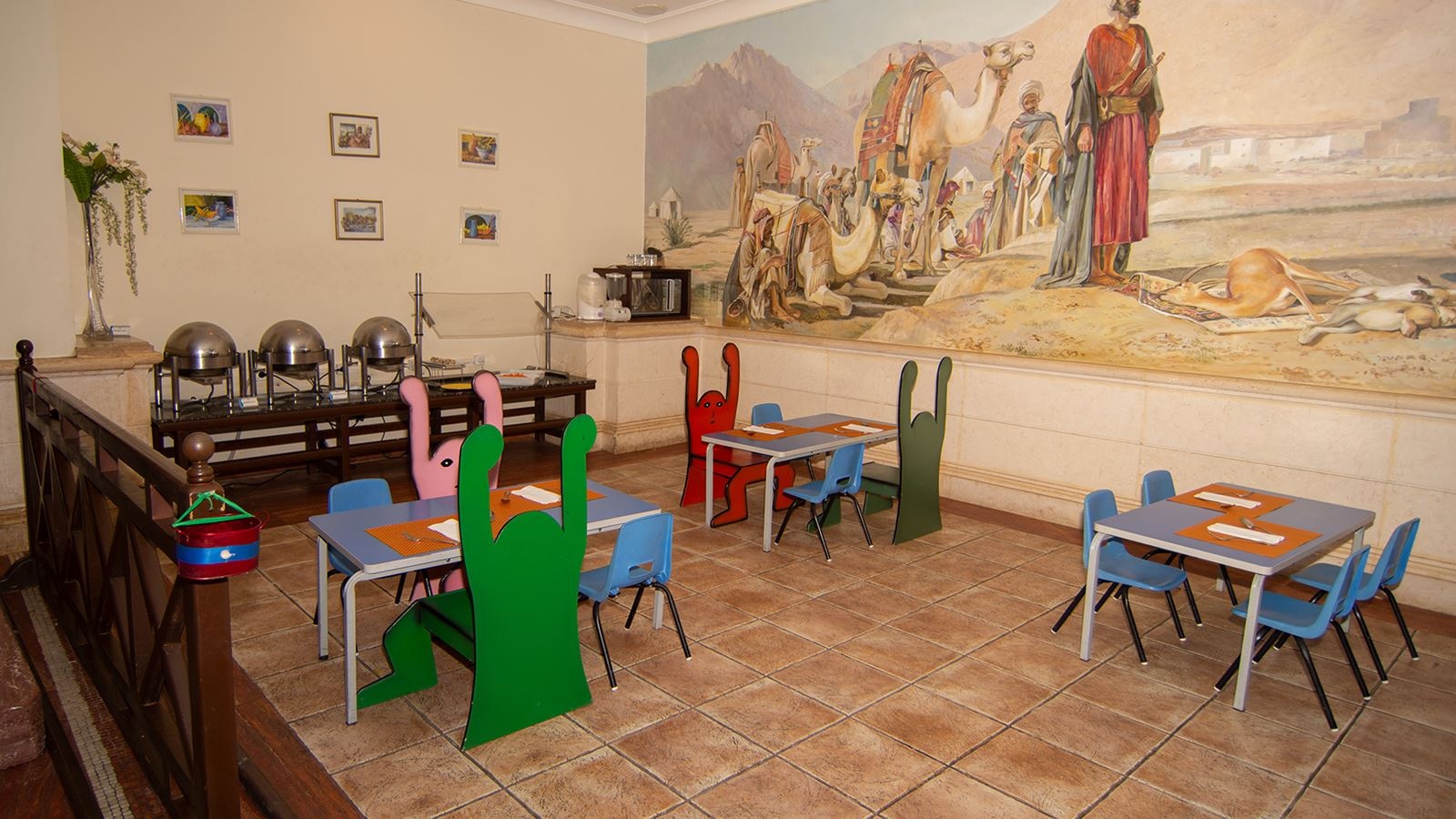 restaurants-main-restaurant-cafe-stella