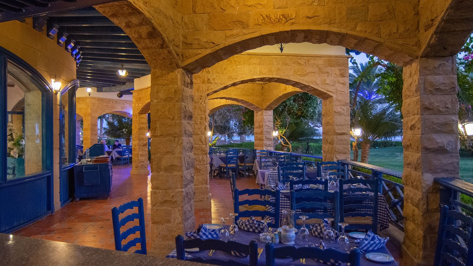 restaurants-greek-a-la-carte-restaurant