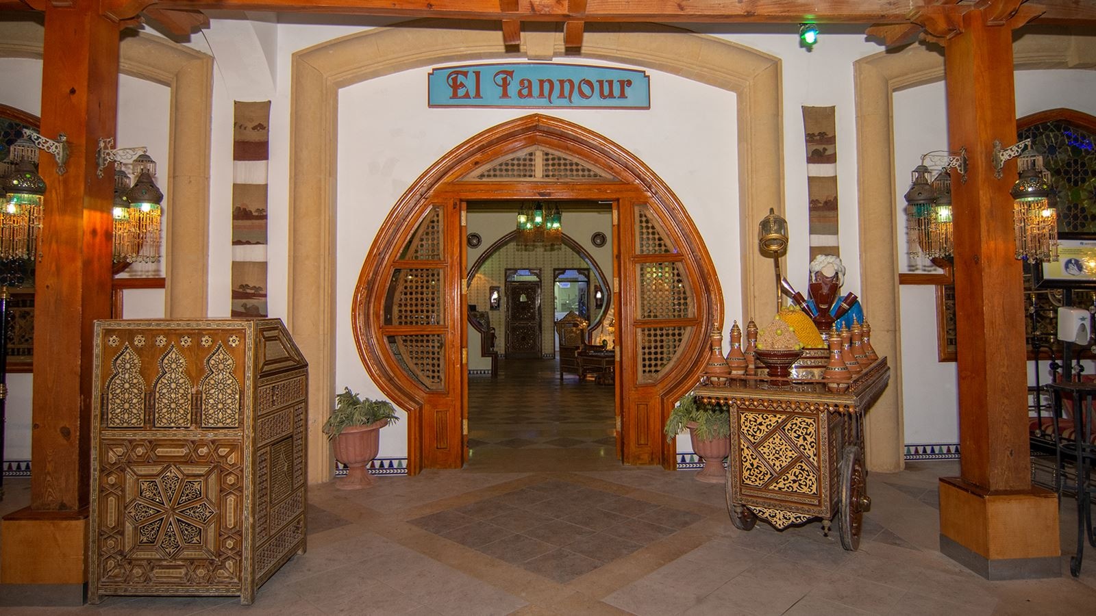 restaurants-lebanese-a-la-carte-restaurant