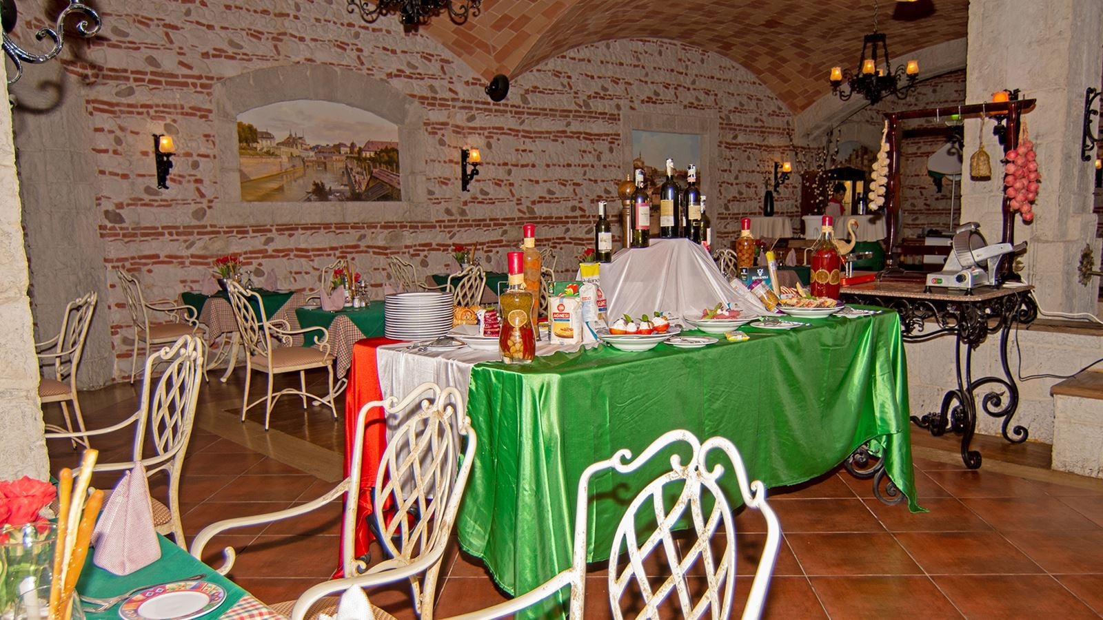 restaurants-italian-a-la-carte-restaurant