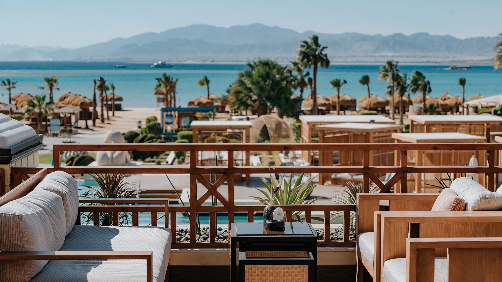 restaurants--more-cafe-by-sheraton-lobby-bar-