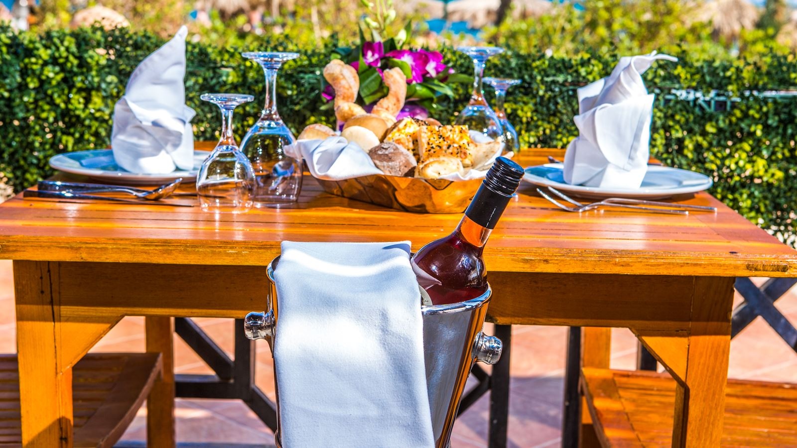 restaurants-tortuga-beach-grill-restaurant