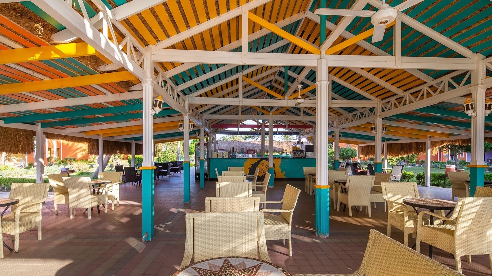 bars-jamaica-pool-bar