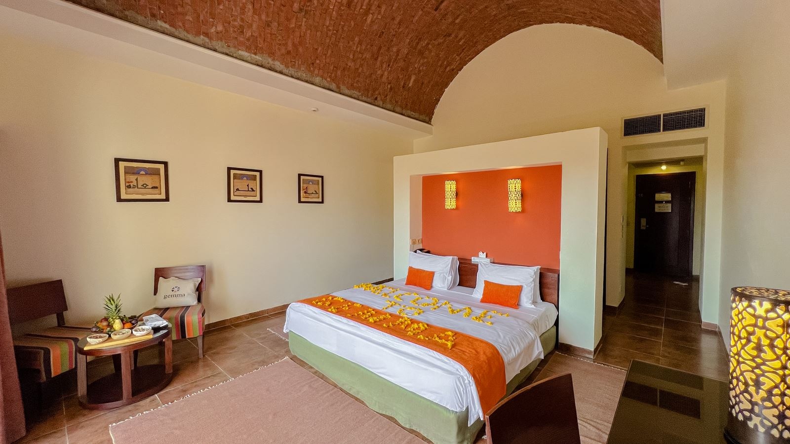rooms-deluxe-room