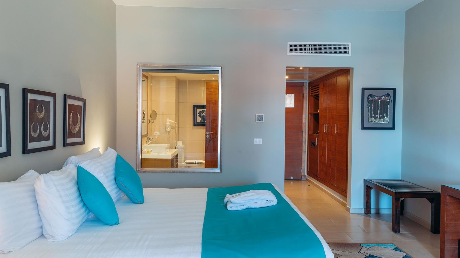 rooms-family-large-room