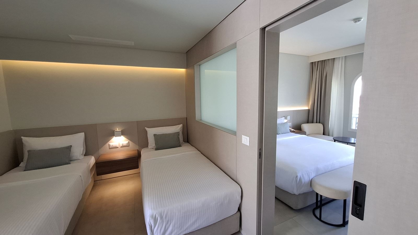 rooms-deluxe-family-rooms-dbl-tpl--quadruple