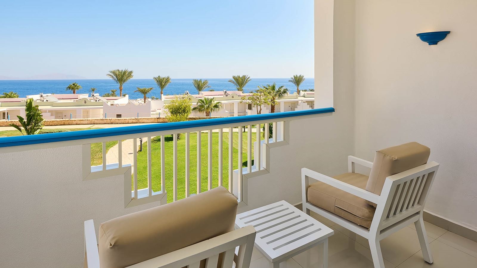 rooms-premium-suite-sea-view