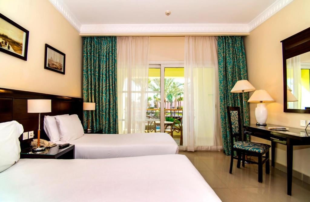 rooms-family-garden-view-rooms