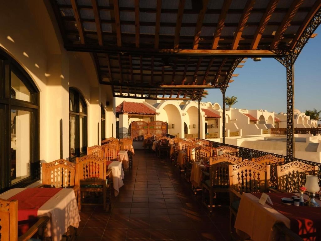 restaurants-restaurants