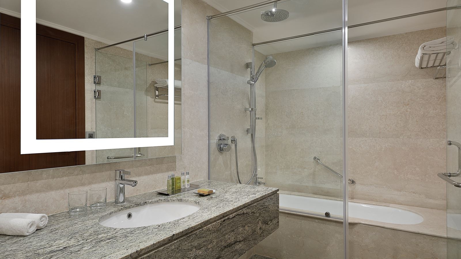 rooms-blue-bay-sea-view-suite-1bedroom-suite-