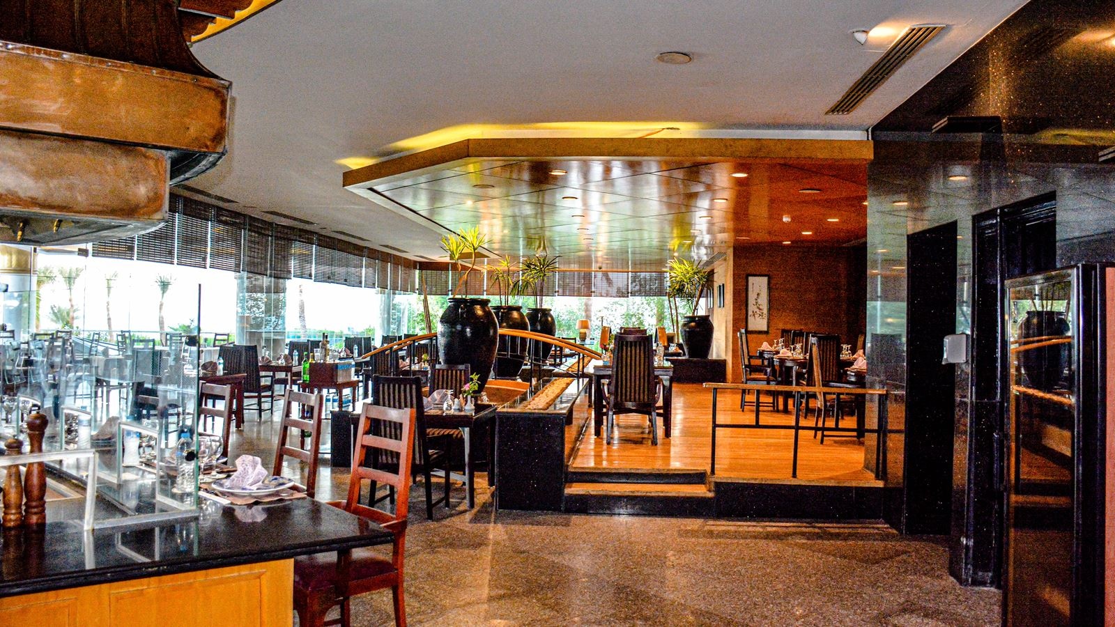 restaurants-blue-ginger