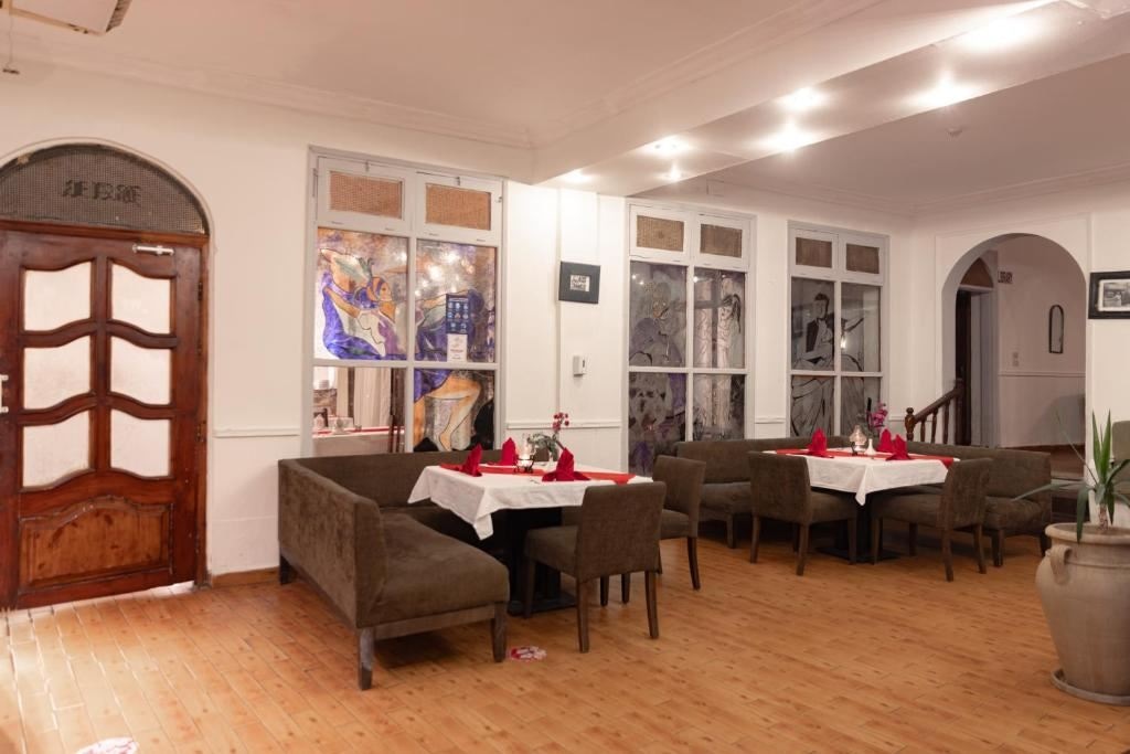 restaurants-olives-restaurant