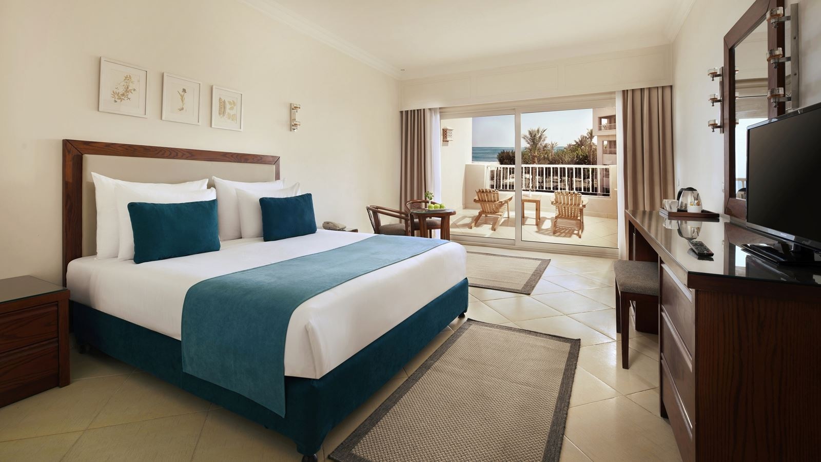 rooms-deluxe-family-connected-sea-side-view