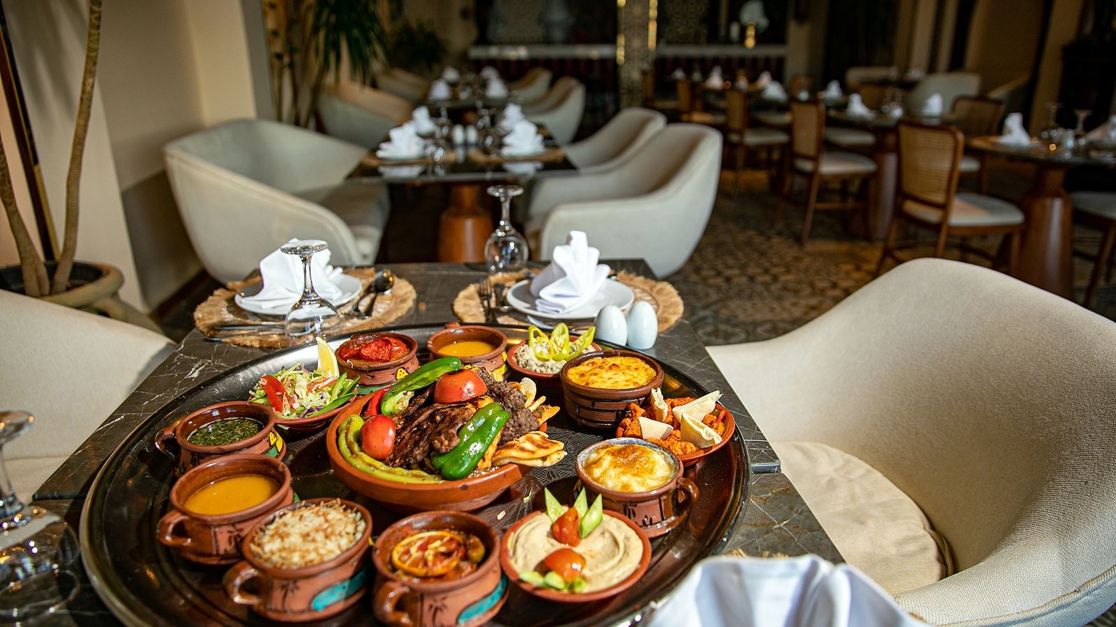 restaurants-tajn-restaurant-oriental