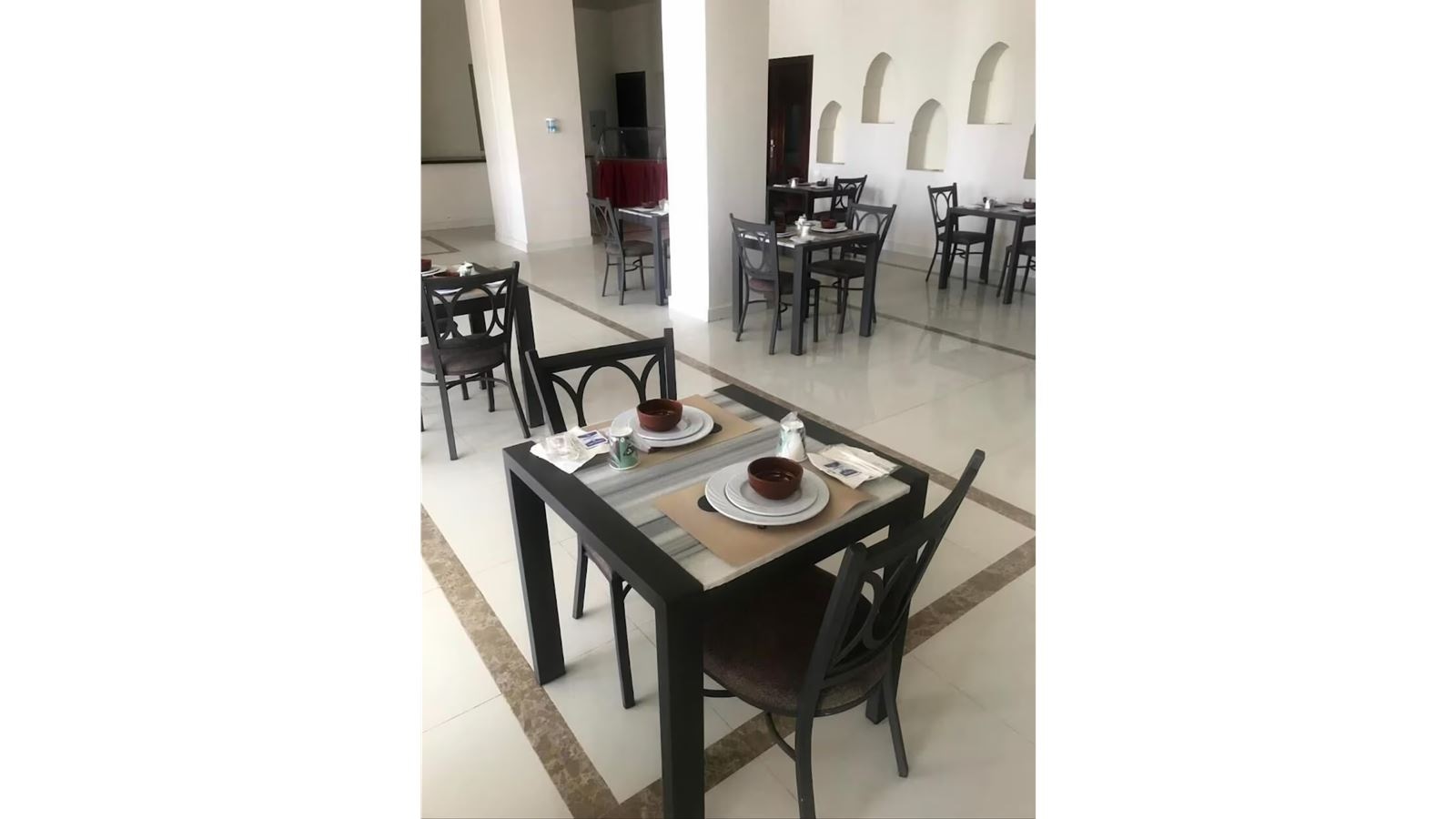 restaurants-restaurants