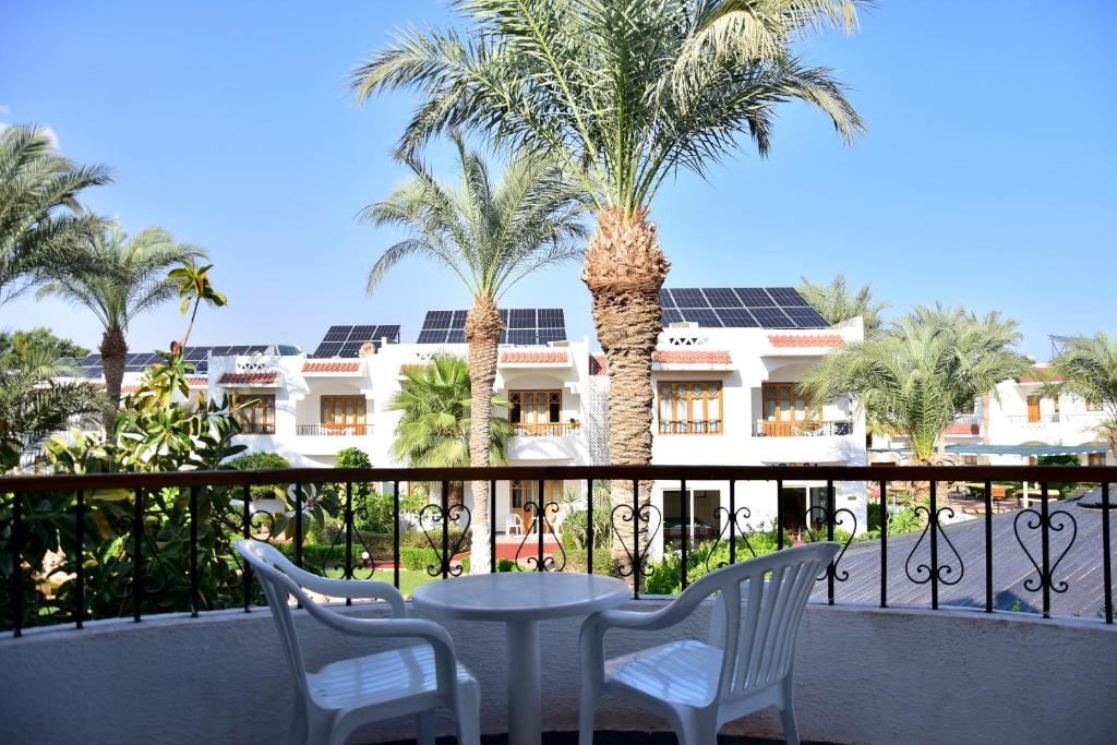 rooms-family-room-two-bed-room