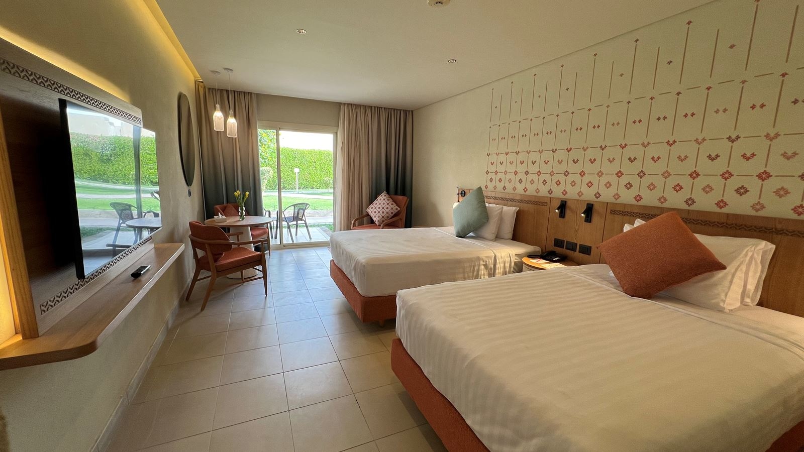 rooms-superior-room-with-2-queen-beds-garden-view-beach-side