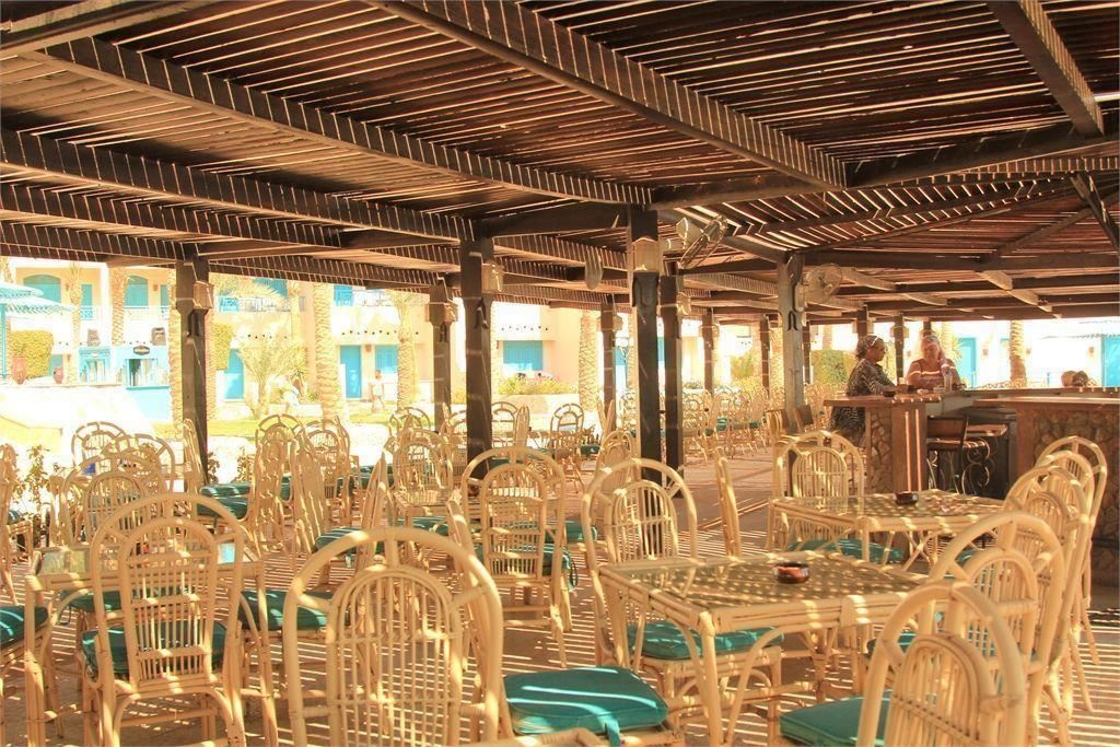 restaurants-restaurants