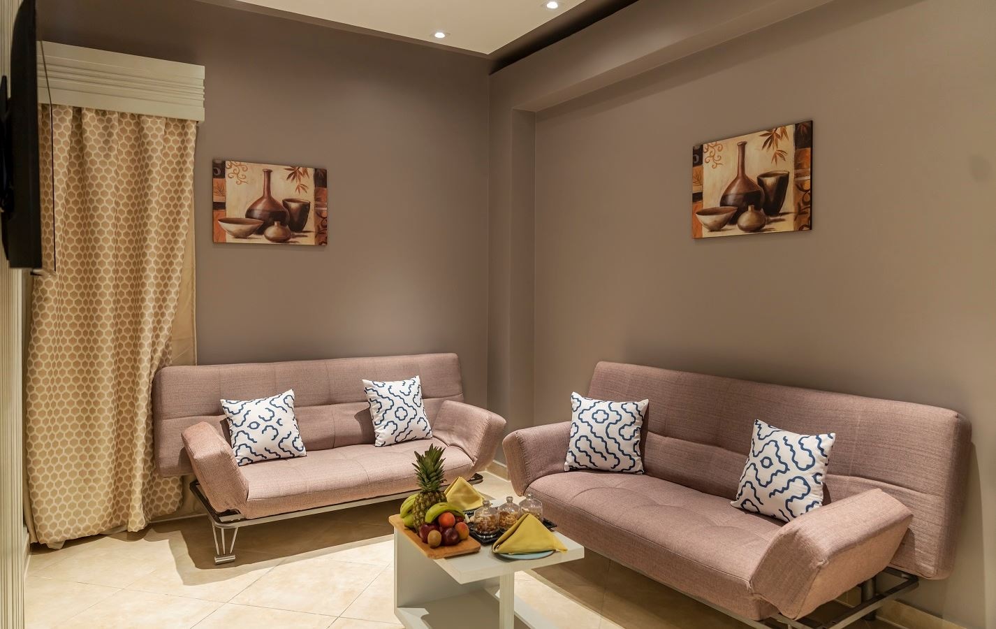 rooms-posh-club-family-swimup-suite-pv