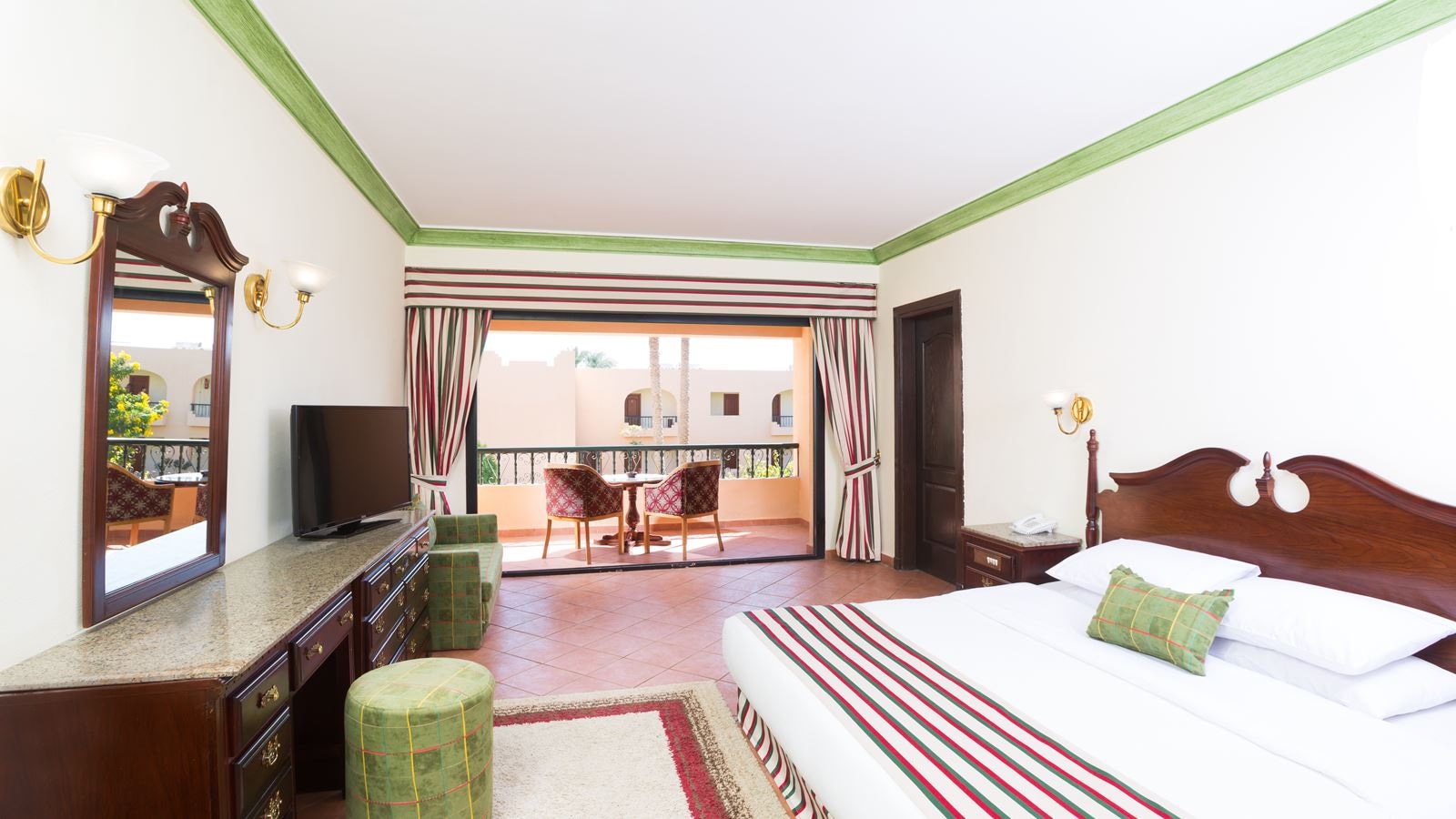 rooms-family-connected