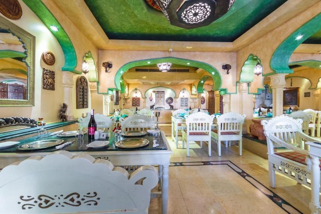 restaurants-restaurants