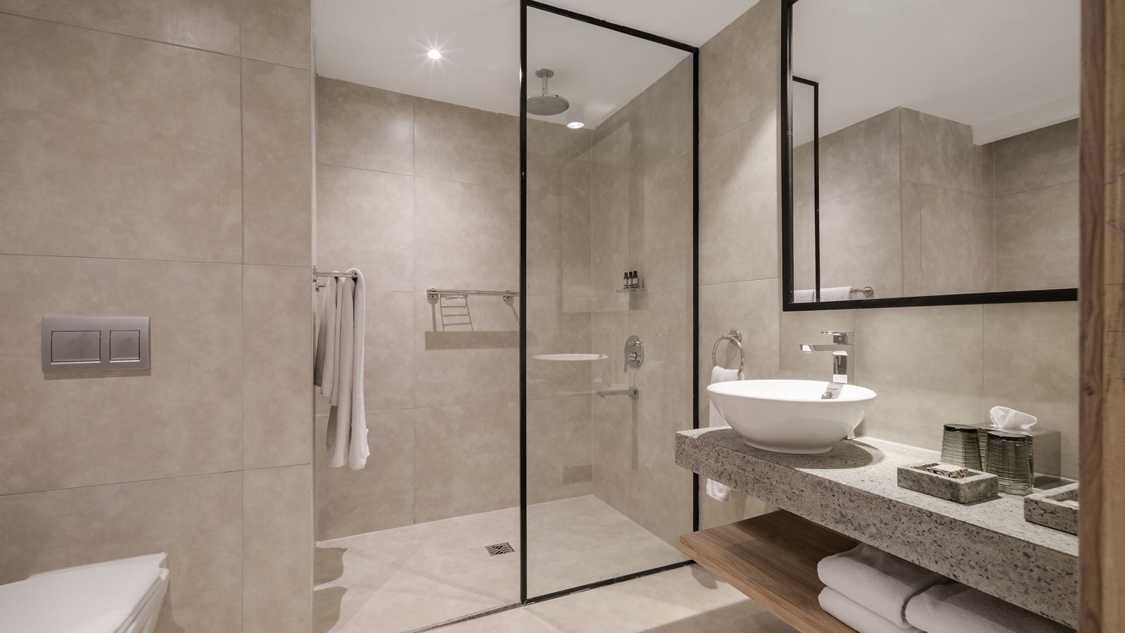 rooms-twobedroom-suite