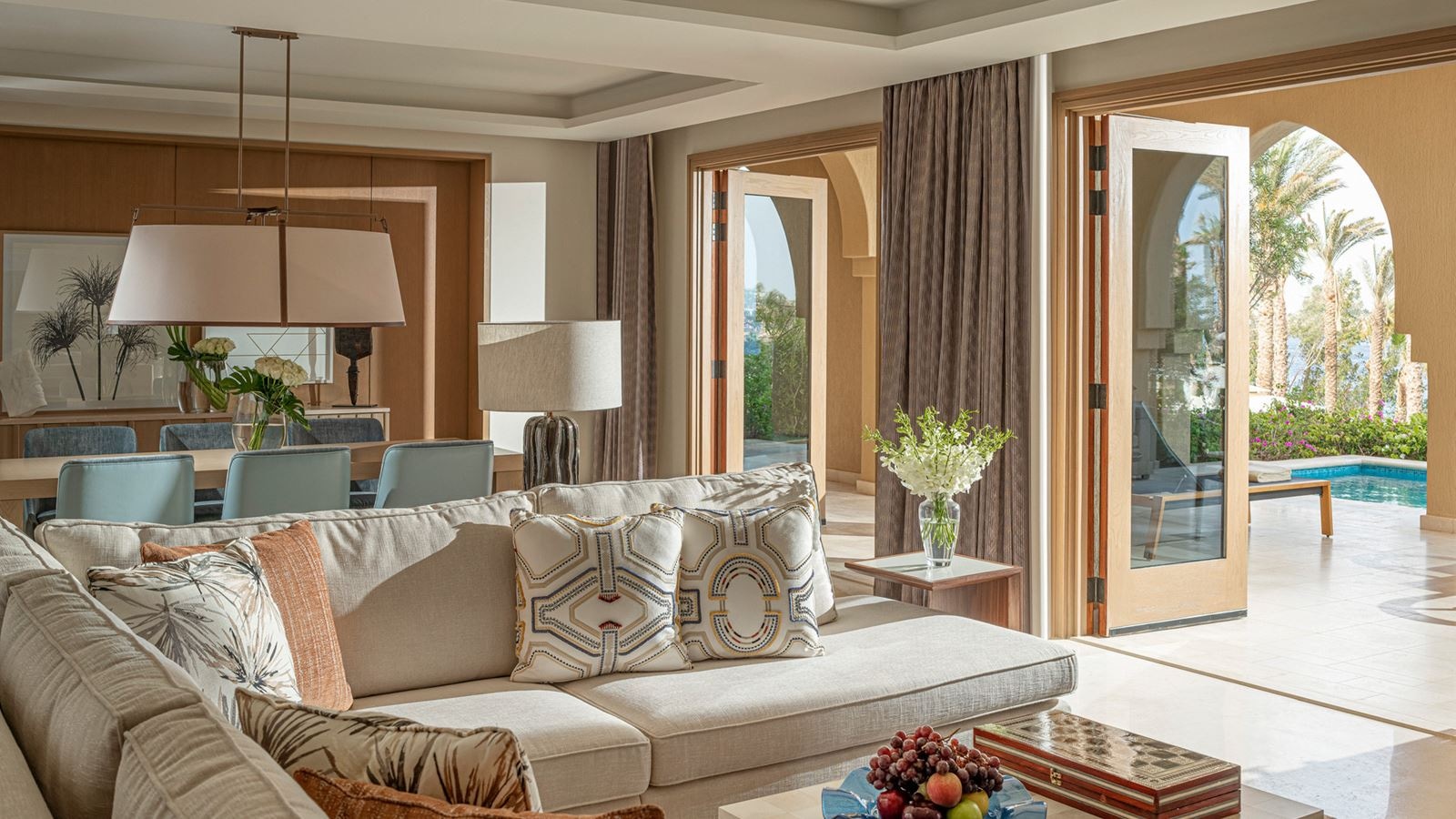 rooms-imperial-suite-with-pool