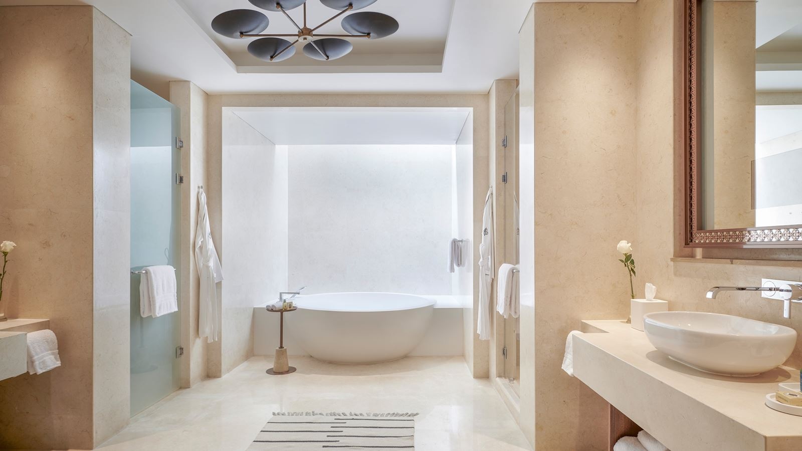 rooms-imperial-suite-with-pool