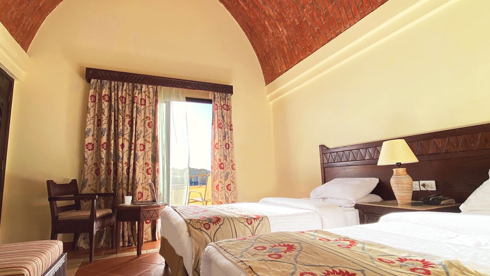 rooms-bungalow-sea-view