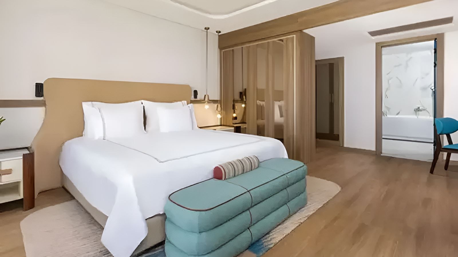 rooms-senior-suite-beach-side