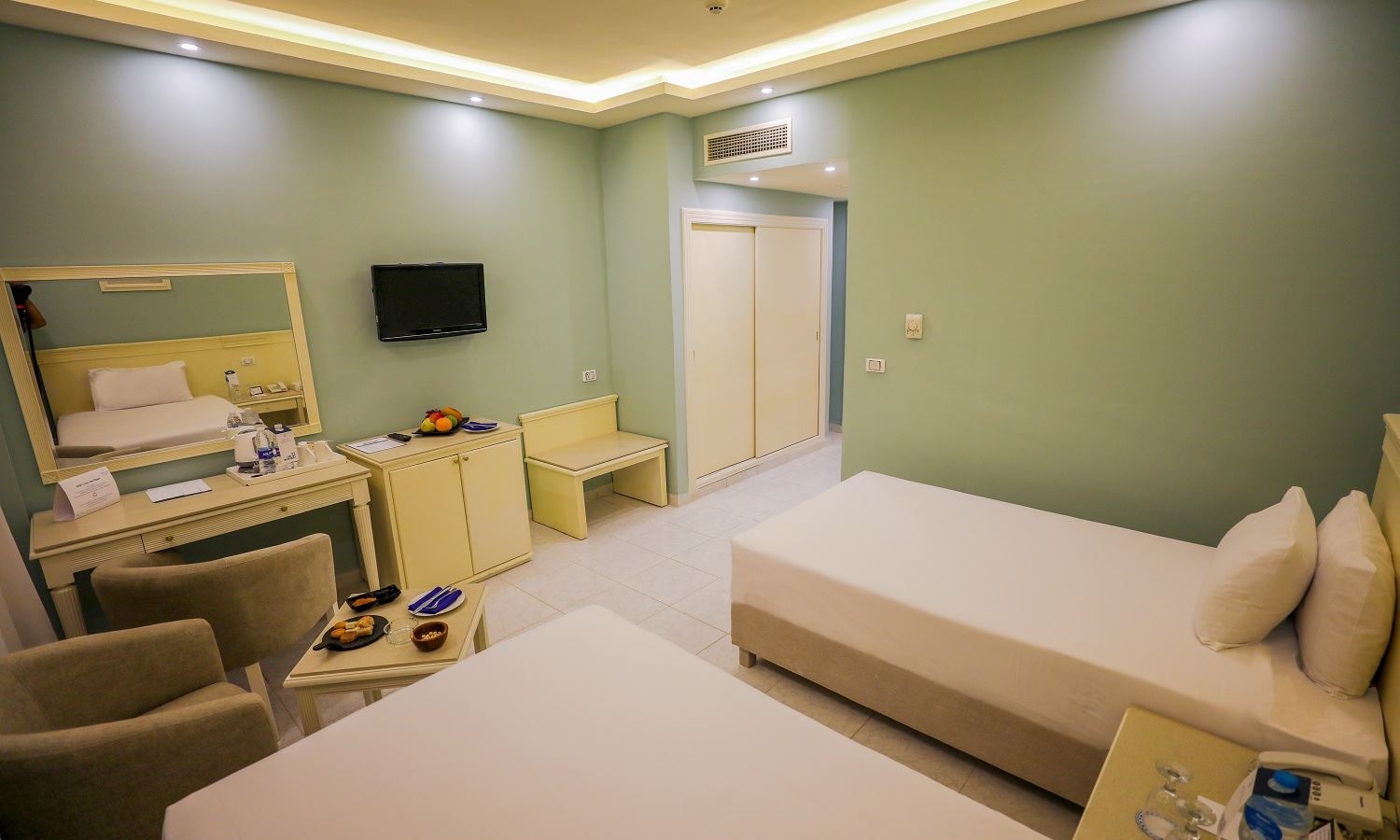 rooms-standard-rooms-balcony-or-terrace