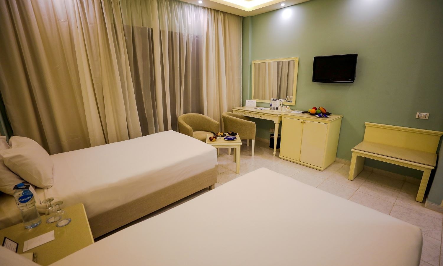 rooms-standard-rooms-french-window