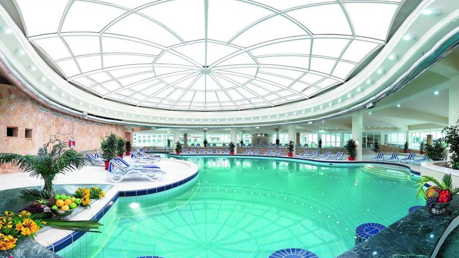 pools-indoor-pool