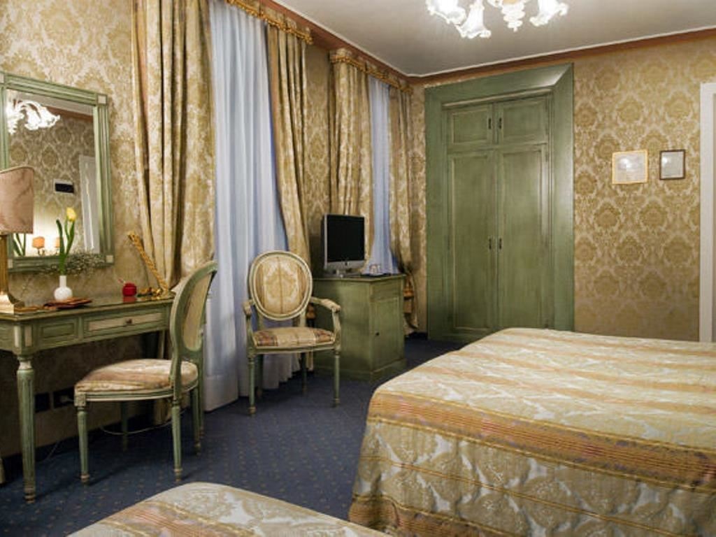 rooms-classic-room-triple