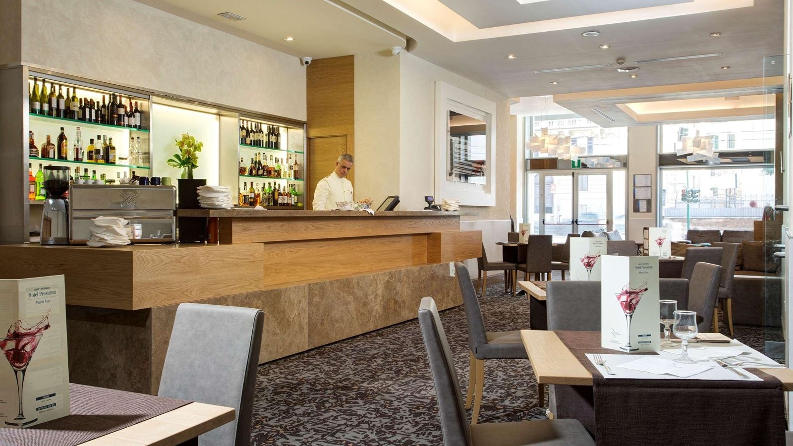 restaurants-restaurants