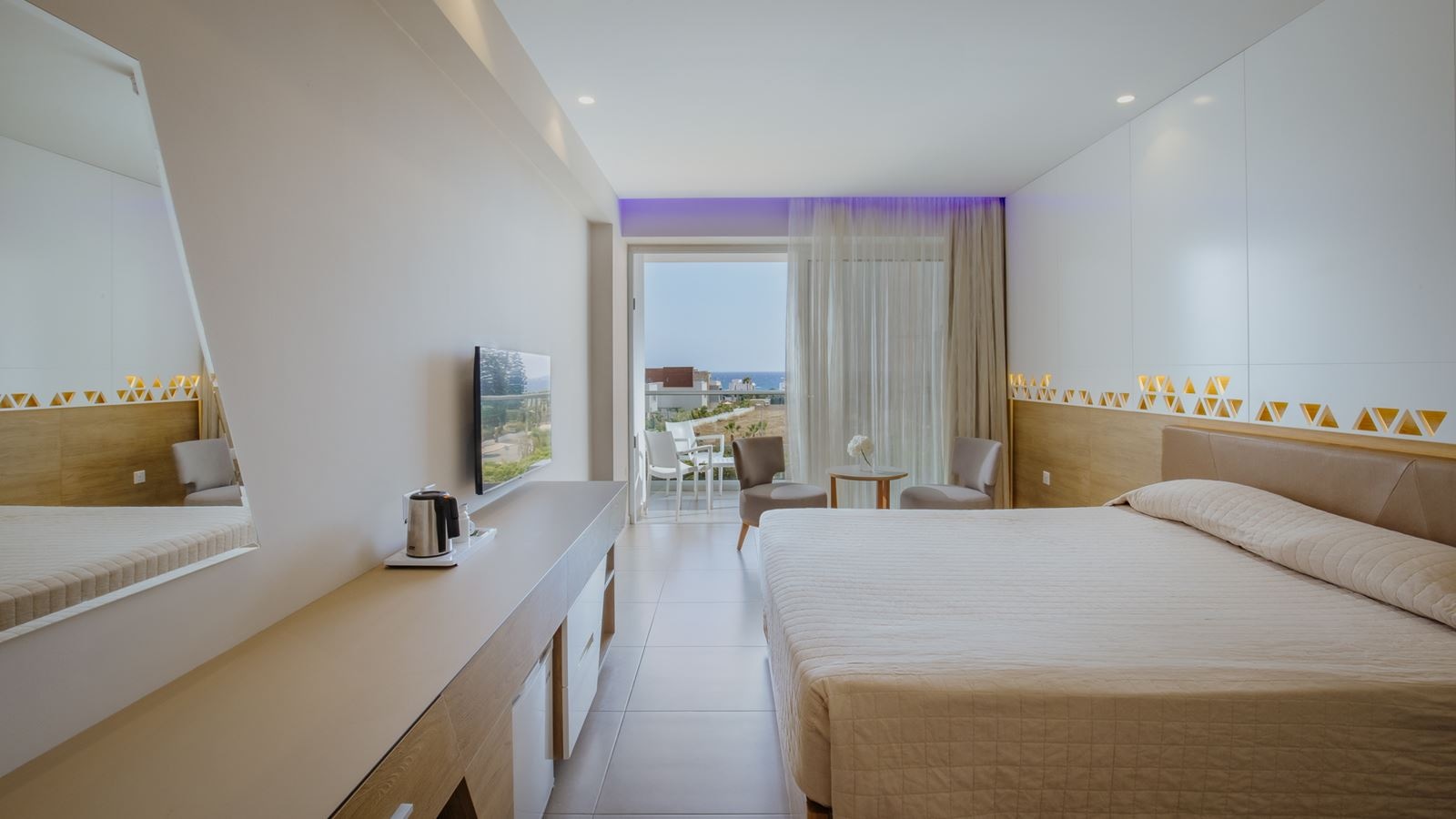rooms-superior-room-seaview