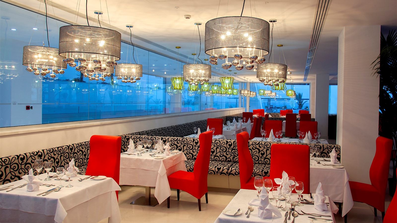 restaurants-restaurants